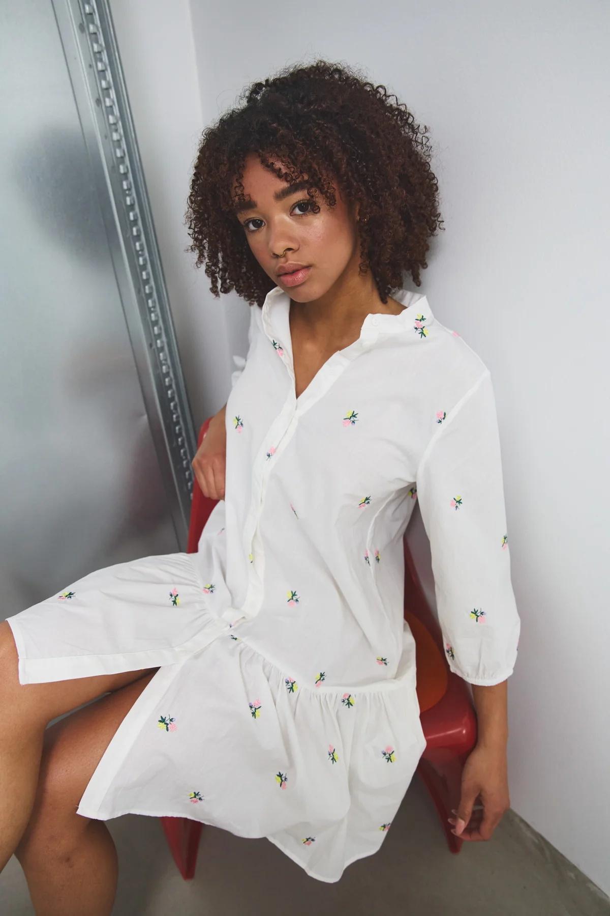Imogene Dress White Embroidery - Image 3