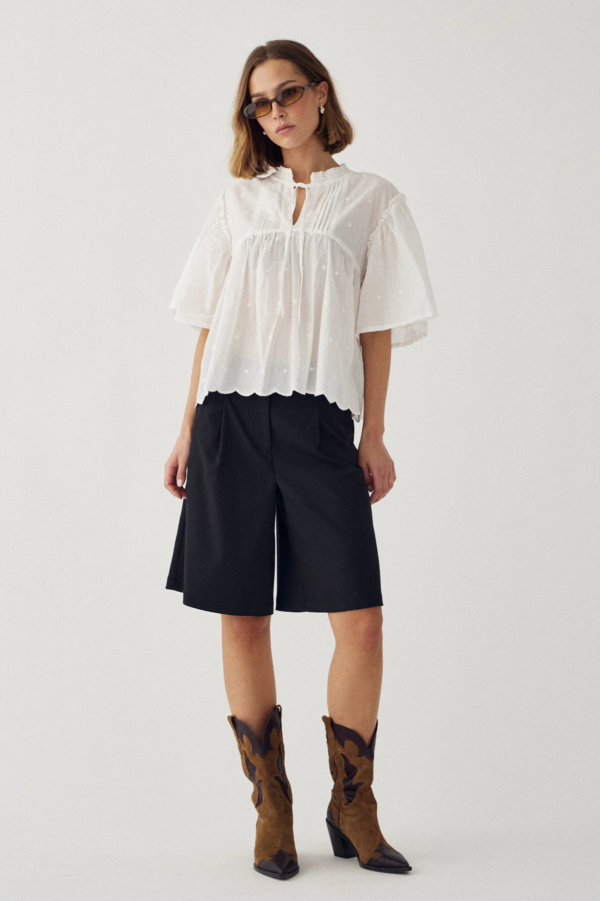 Kaziana Shorts Black - Image 3