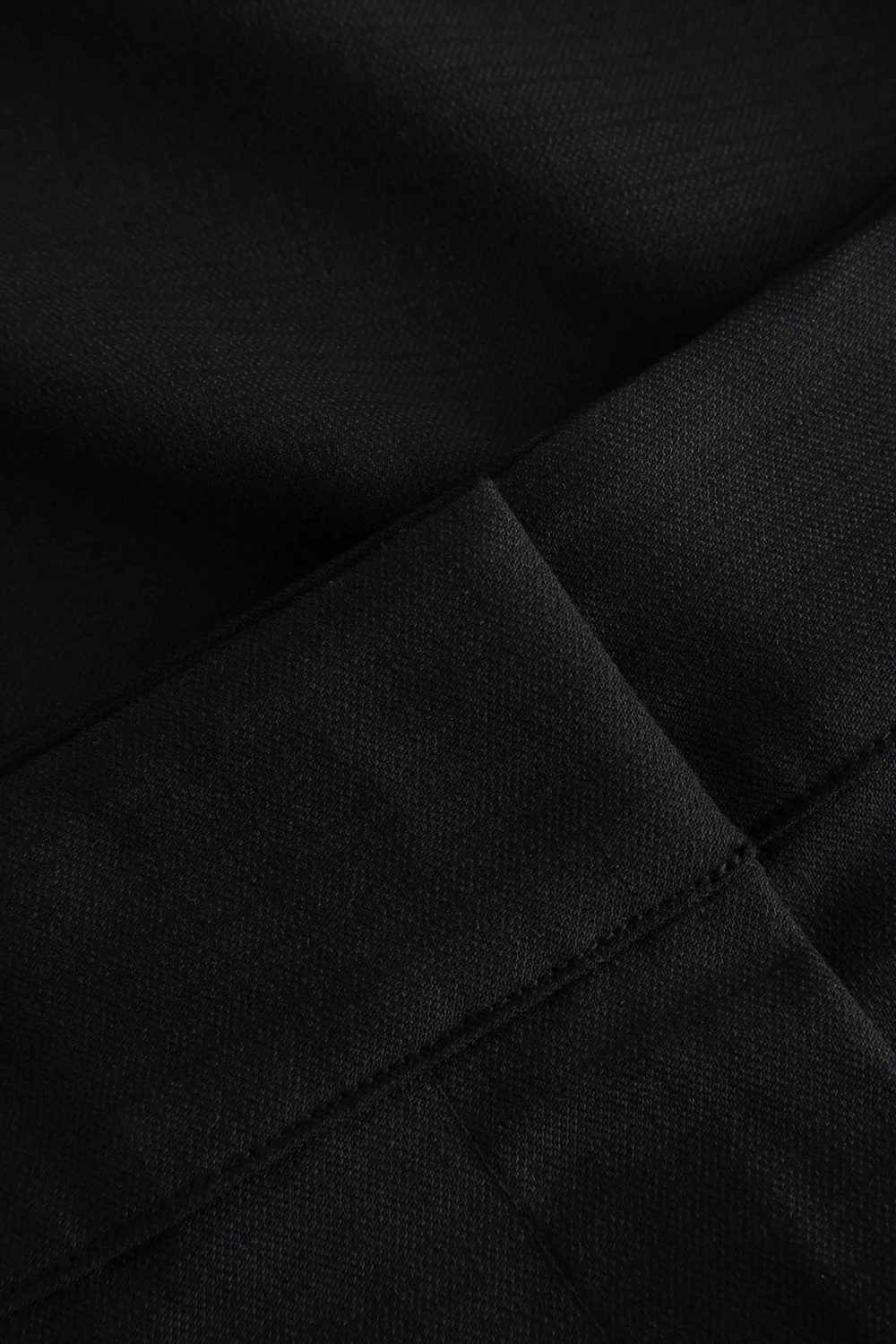 Kaziana Shorts Black - Image 5