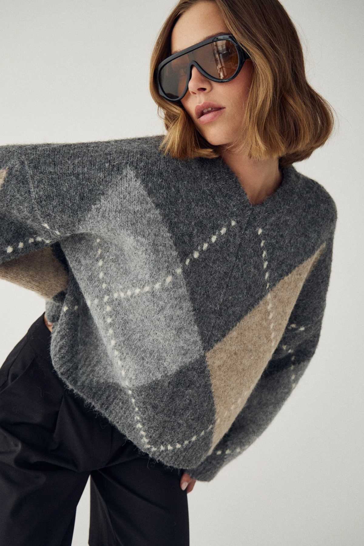 Lai Knit Grey Mix - Image 4