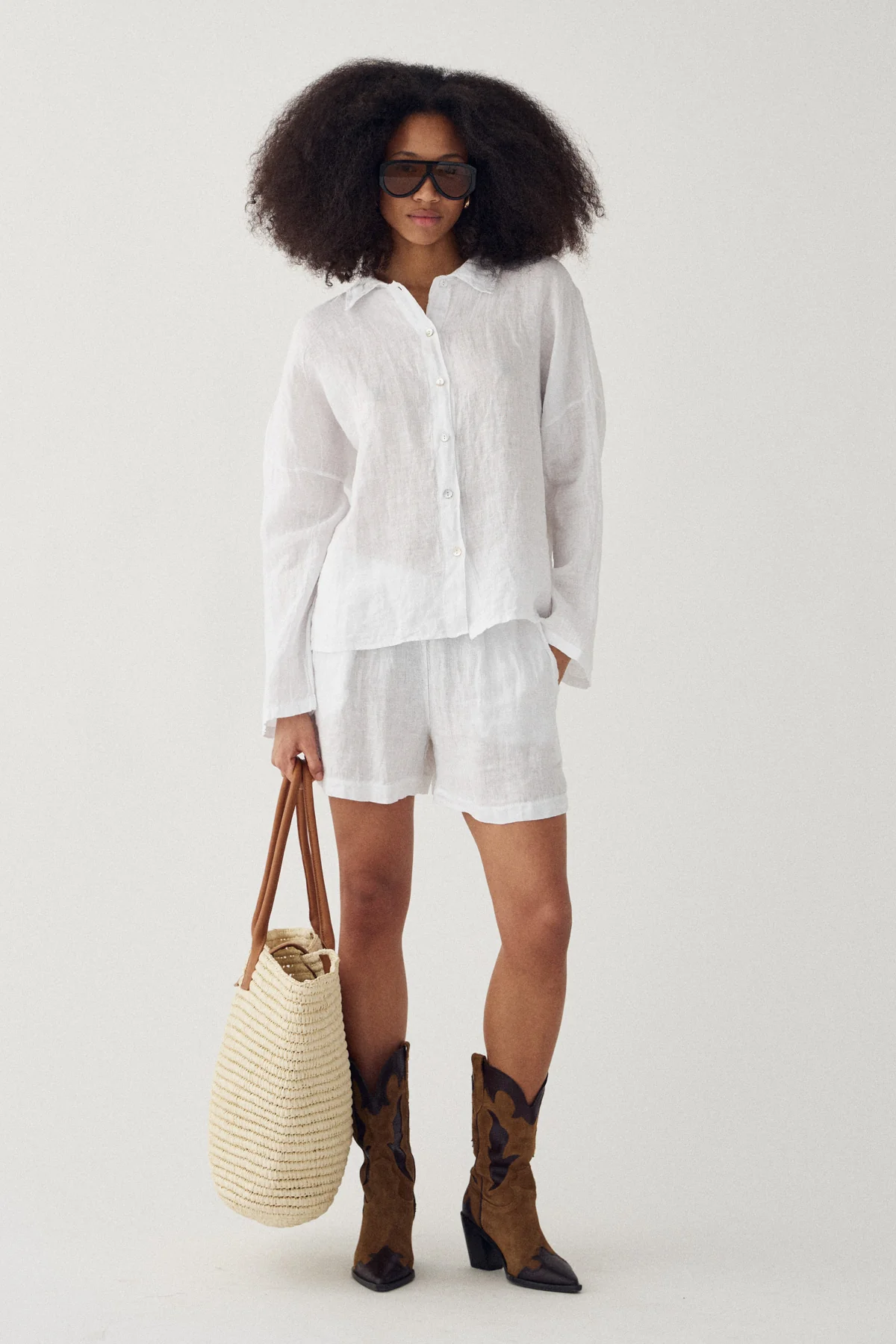 Layne Linen Shorts White - Image 3